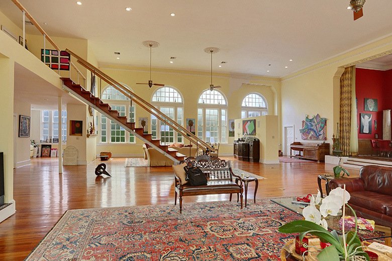 a-look-inside-beyonce-jay-zs-2-6-million-usd-new-orleans-mansion-7