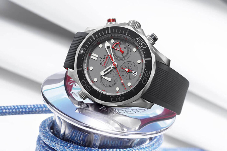 omega-unveils-seamaster-diver-300m-etnz-for-the-35th-americas-cup-dooddot 01