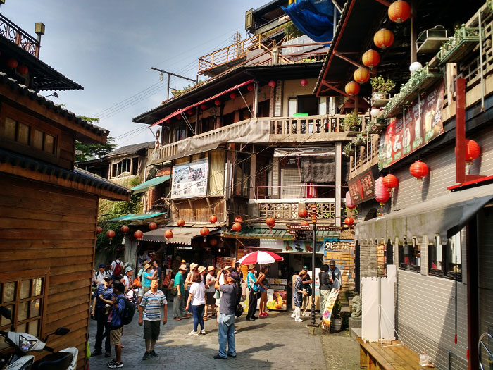 taiwan-jiufen-travel-asia-dooddot-00