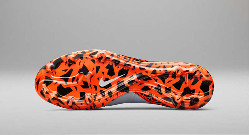 Nike Hypervenom dooddot 4