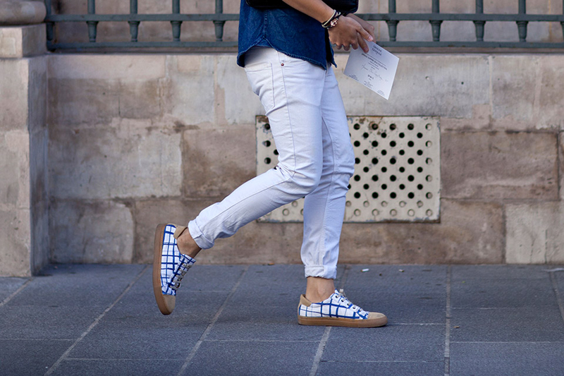 heres-the-best-sneakers-worn-at-paris-fashion-week-springsummer-2016-12