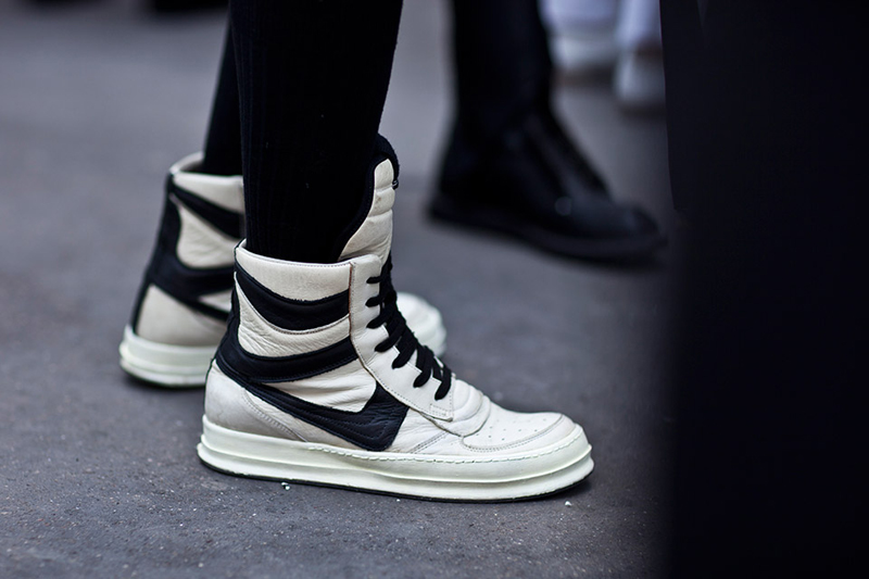 heres-the-best-sneakers-worn-at-paris-fashion-week-springsummer-2016-13