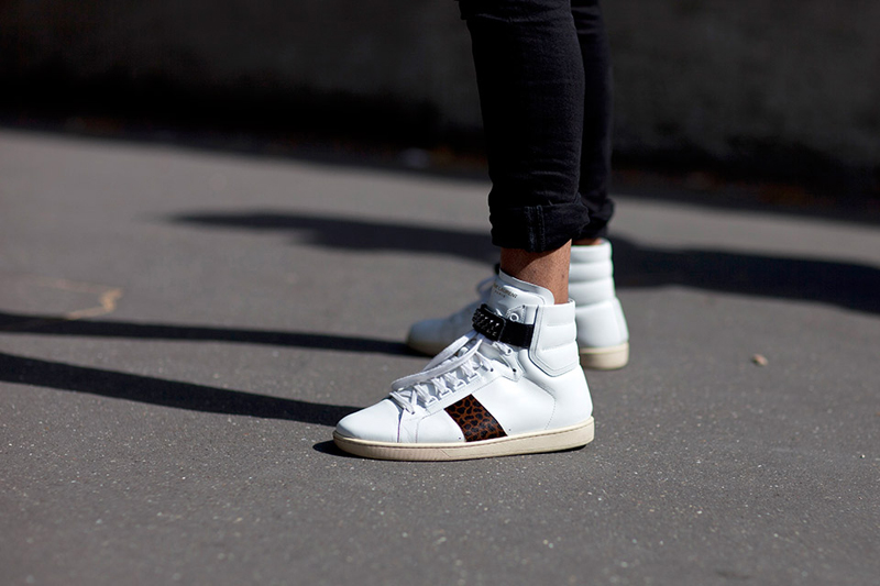 heres-the-best-sneakers-worn-at-paris-fashion-week-springsummer-2016-3