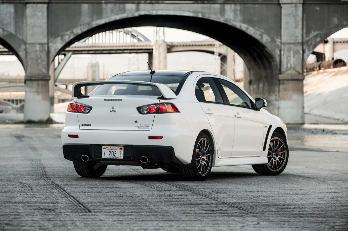 mitsubishi-lancer-evolution-final-edition-6