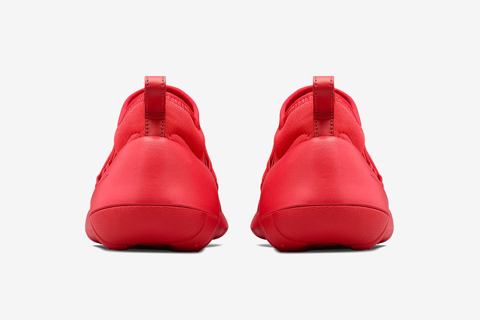 NikeLab Payaa DOODDOT