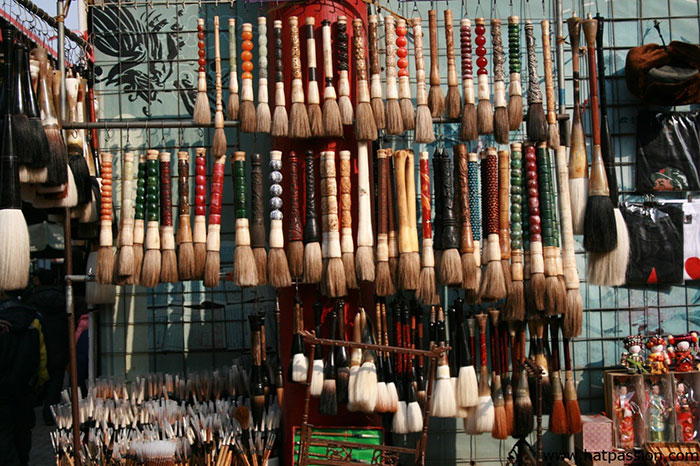 cool-flea-markets-in-asia-you-need-to-visit-dooddot-10