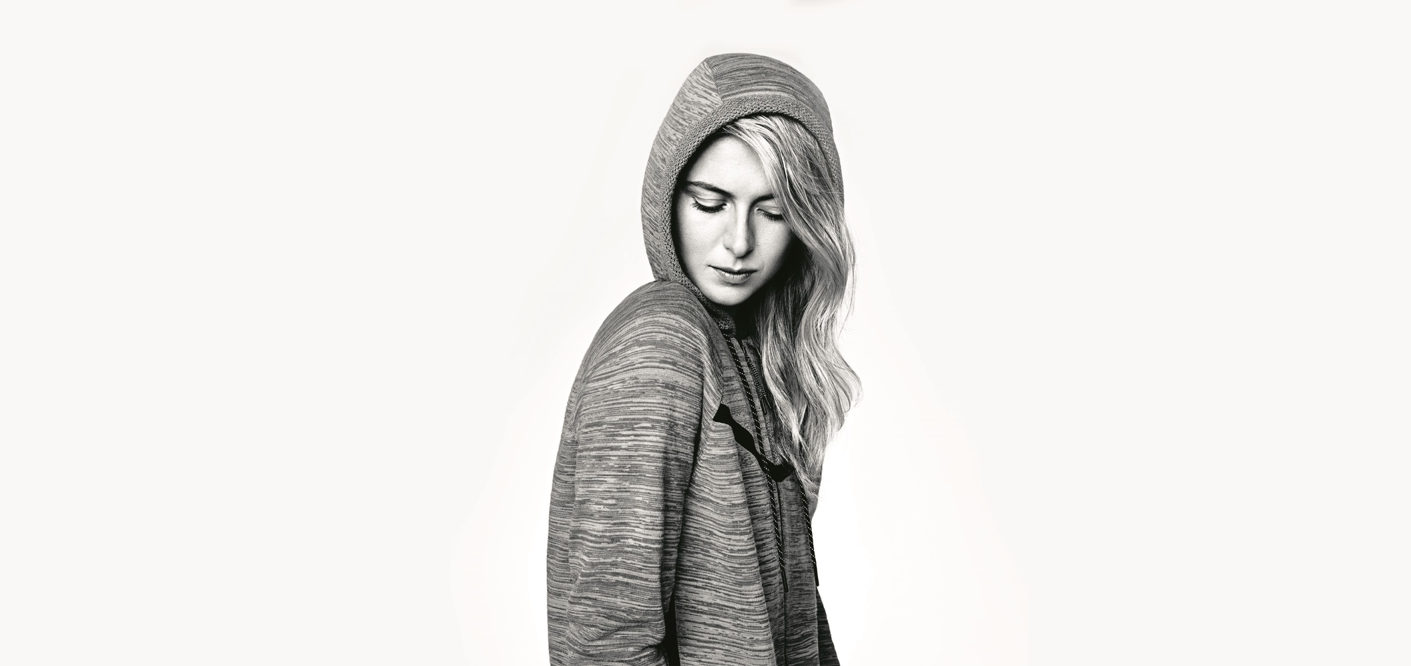 1-Sharapova-(Jacket)