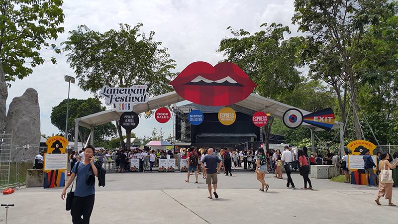 St Jerome's Laneway Festival 2016  Singapore Dooddot 1