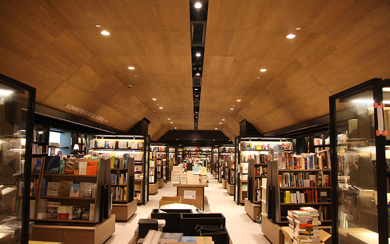Eslite Bookstore 24 hours Taiwan dooddot 5