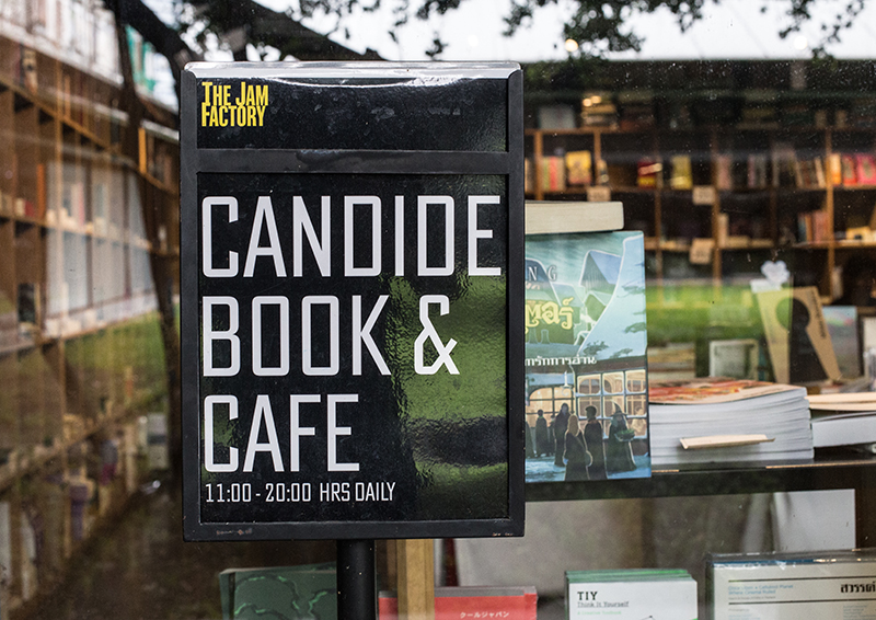 CANDIDE BOOK and CAFE Visit dooddot 1