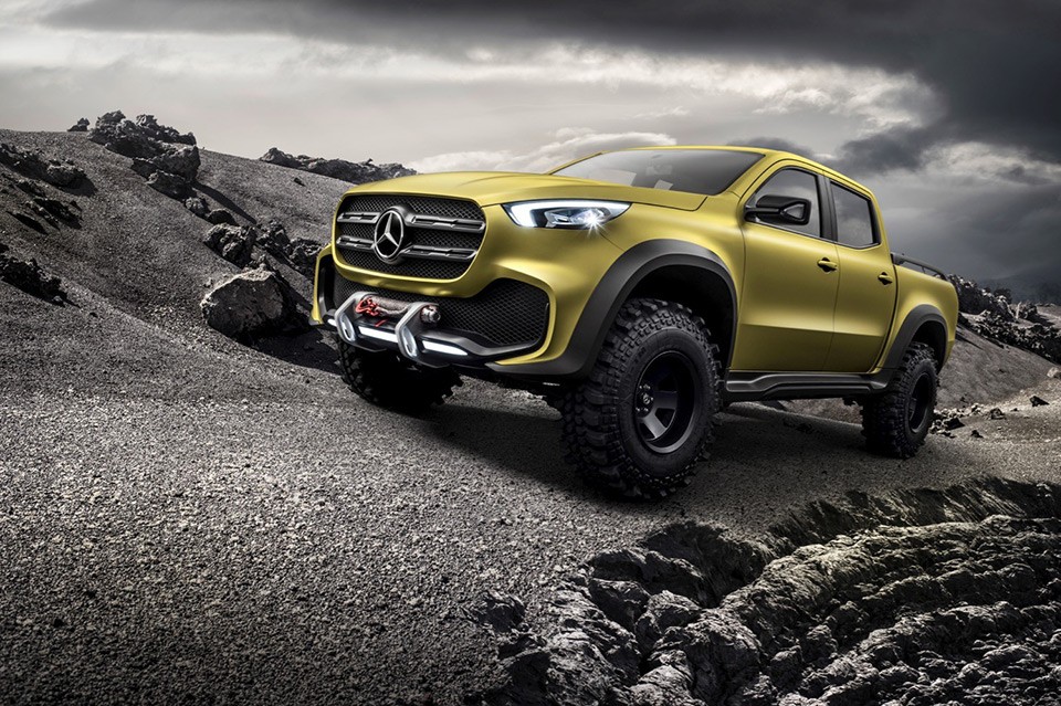 mercedes-benz-x-class-pickup-truck-1-960x639