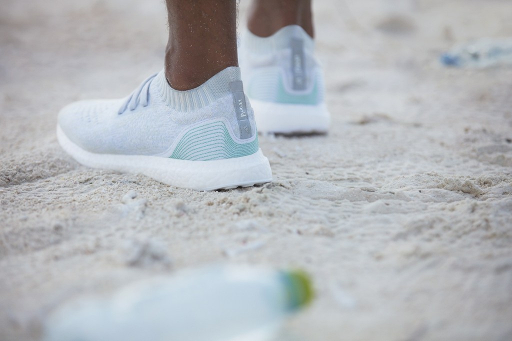 adidas-parley-for-the-oceans-ultra-boost-uncaged-football-jerseys-02