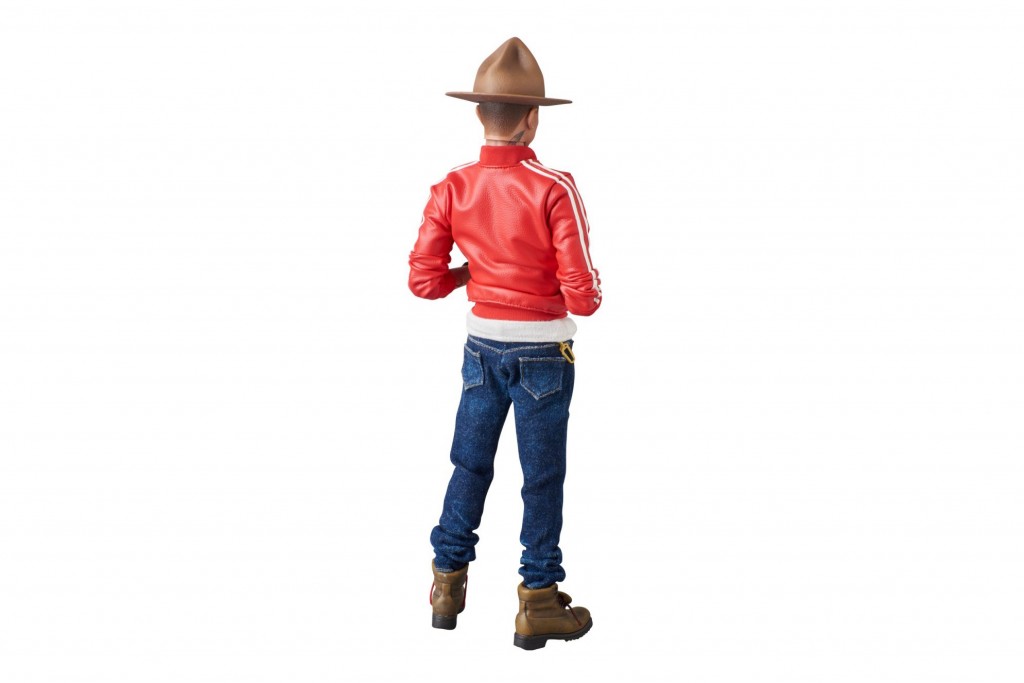 pharrell-medicom-toy-figure-purchase-3