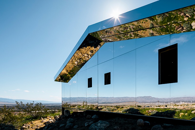 doug-aitken-mirage-mirrors-desert-x-designboom-02