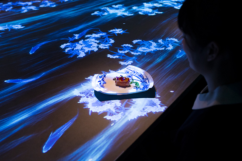 teamlab-saga-beef-interactive-restaurant-sagaya-ginza-tokyo-designboom-07