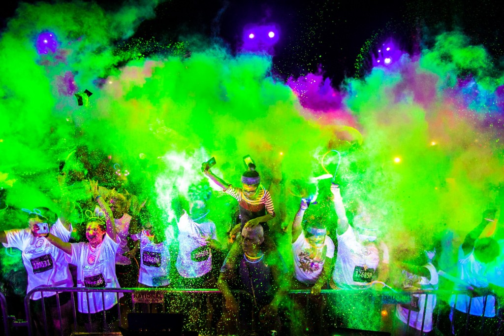 Blacklight Run Thailand 1