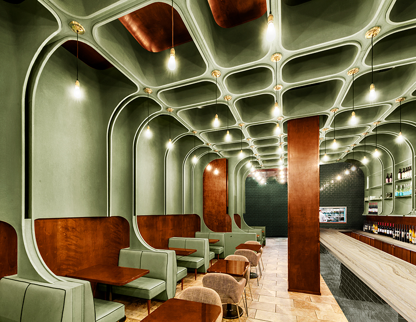 bluarch-times-square-diner-new-york-designboom-06