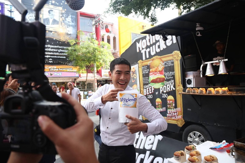 19453095_10154819392972689_6246321096223828314_o