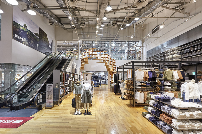 MUJI-yurakucho-global-flagship-store-tokyo-interiors-vegetable-fruit-market-designboom-10