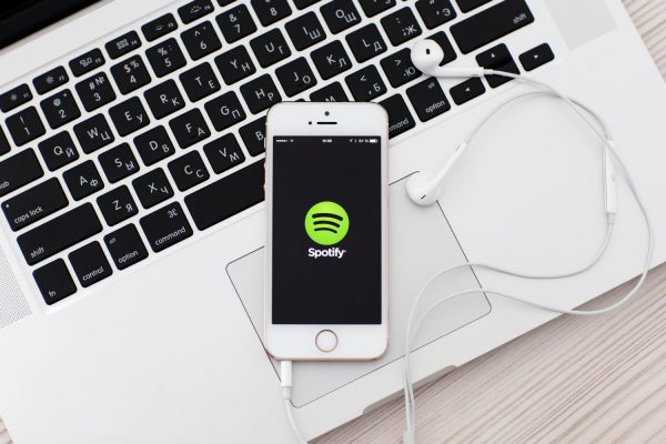 macbook pro spotify macbook pro spotify