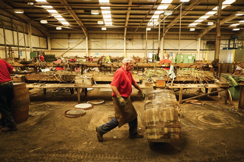 “COPPER DOG” สก็อตช์วิสกี้พันธุ์ใหม่ ที่ให้คนดื่มได้ปล่อยจินตนาการกับ