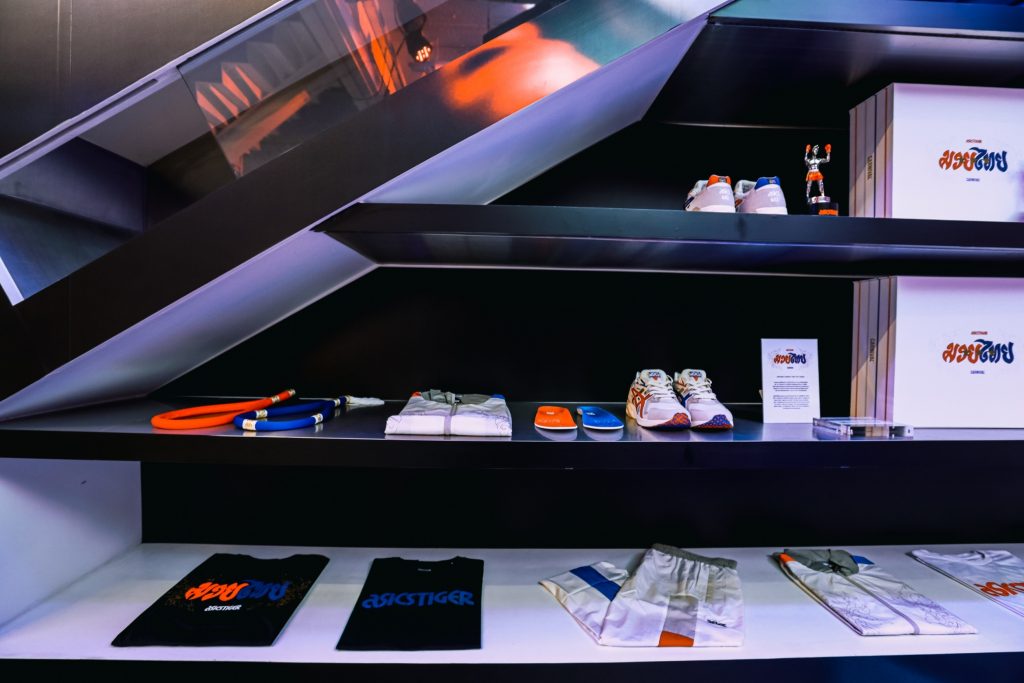 asics tiger carnival